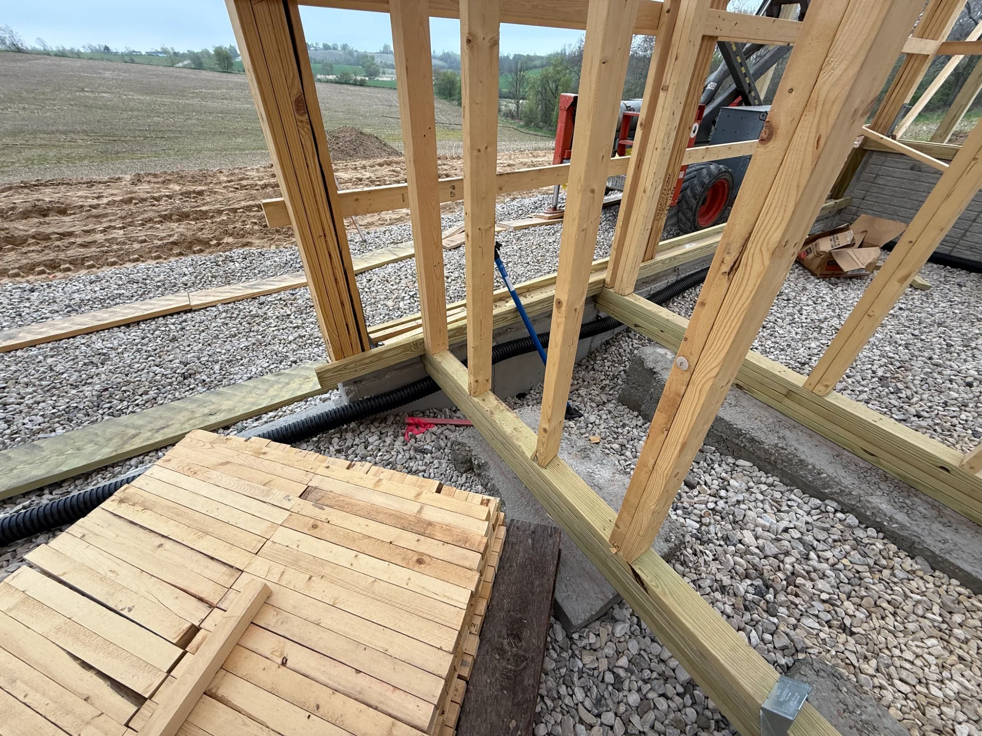 Large wood frame barndominium in Missouri